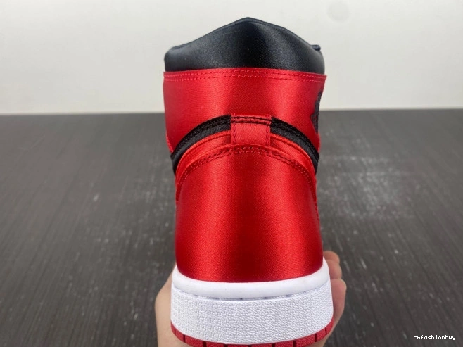 Jordan Bred Satin Air FD4810-061 High 1 OG WMNS 0822